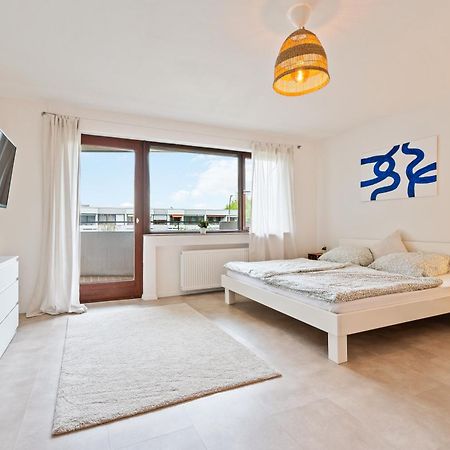 Idyl Kostenloser Privat-Parkplatz Wifi Smarttv Balkon Ludwigsburg Exterior foto